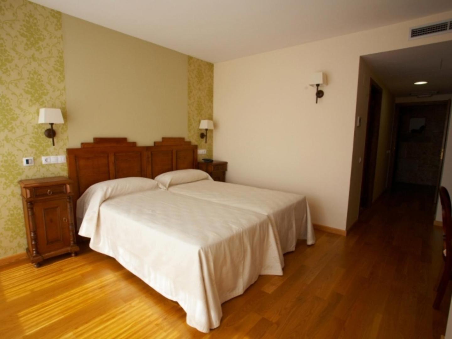 Hotel Vila Do Val Ferreira Exteriör bild